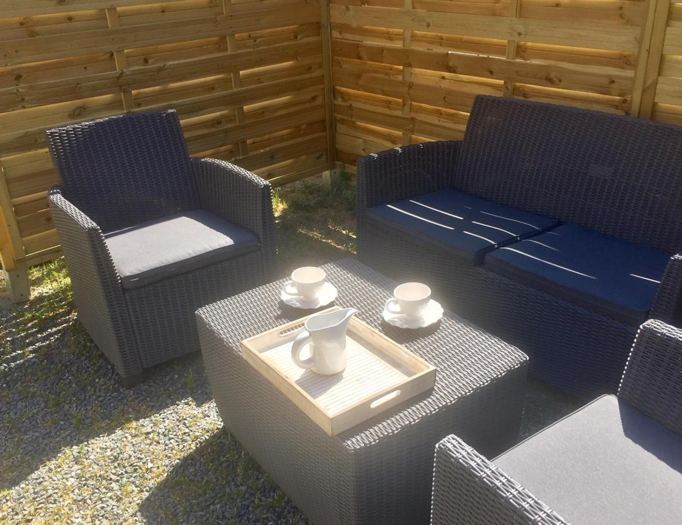 Bed and Breakfast Les Maitres Sonneurs Huriel Exterior foto
